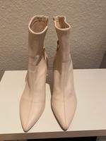 Stiefel mit Absatz Berlin - Neukölln Vorschau