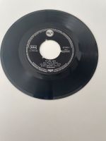 Vinyl Single „ O Sole Mio“. Elvis Presley Hessen - Großkrotzenburg Vorschau