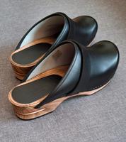 Sanita Clogs Holz Leder Gr. 42 schwarz -NEU- Nordrhein-Westfalen - Bottrop Vorschau