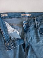 Jeans Levi's super skinny 31/32 Sachsen-Anhalt - Holzweißig Vorschau