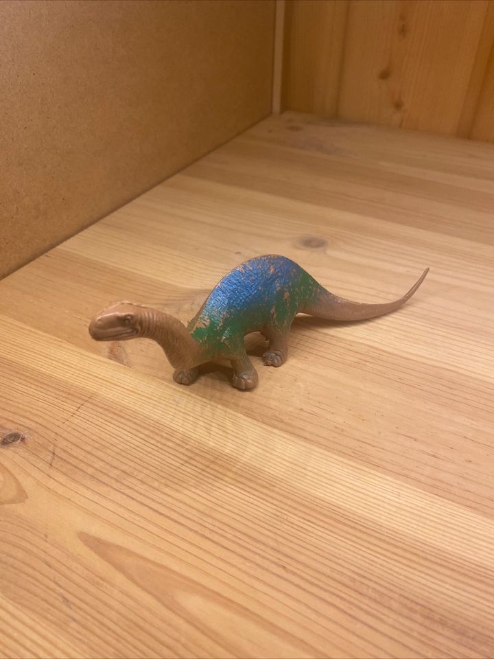 Dinosaurier aus den 80er Jahren Vinted in Gersthofen