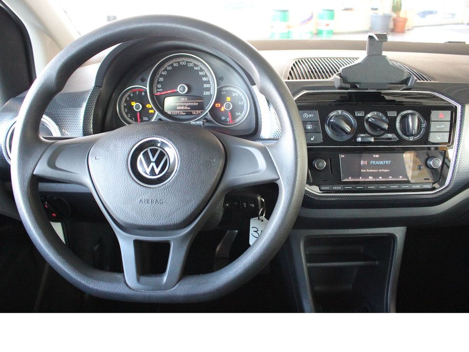 Volkswagen Up ! move ,Sitzheizung,Bluetooth,Top-Zustand in Wölfersheim