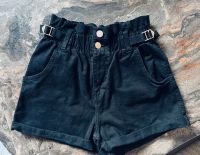 Jeans Shorts schwarz Gr 36 Bershka Sachsen-Anhalt - Zerbst (Anhalt) Vorschau