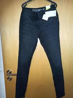 Gina Jeans Gr. 36 NEU Bayern - Salzweg Vorschau