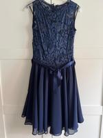 Kleid Swing Größe 38 festlich Leipzig - Leipzig, Zentrum Vorschau