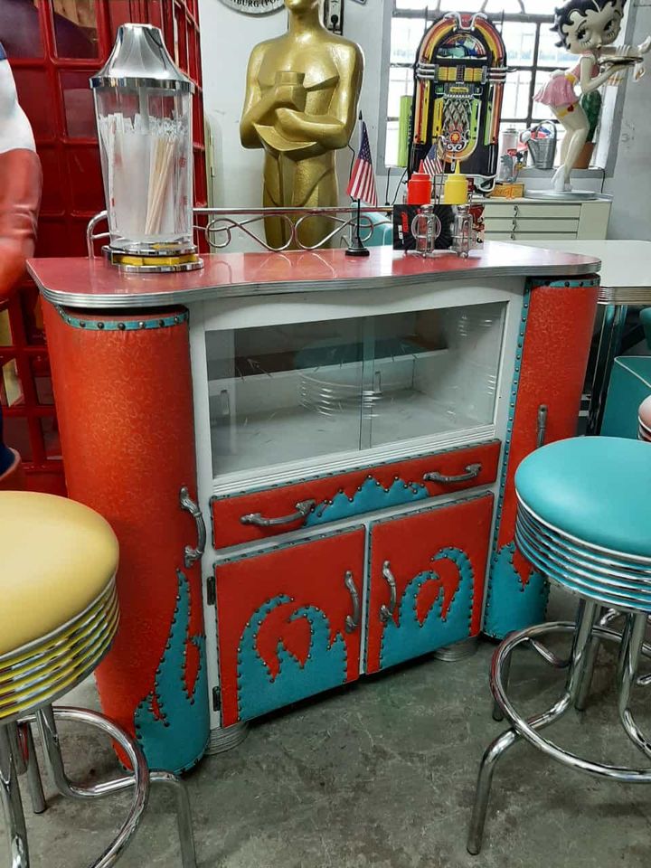 Diner Theke 50er Jahre Original USA inkl. 4 Retro Diner Barhocker in  Nordrhein-Westfalen - Mülheim (Ruhr) | eBay Kleinanzeigen ist jetzt  Kleinanzeigen