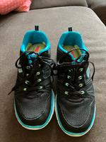 Skechers Sneaker Schuhe Gr.40 Gr.7 Top Nordrhein-Westfalen - Troisdorf Vorschau
