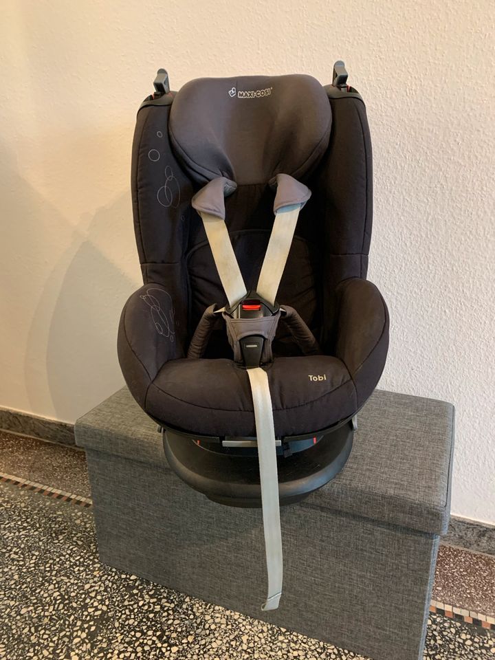 Kindersitze / Babyschale Maxi Cosi in Sülfeld
