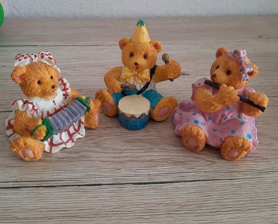 Figuren Teddies Musikanten Instrumente in Zandt