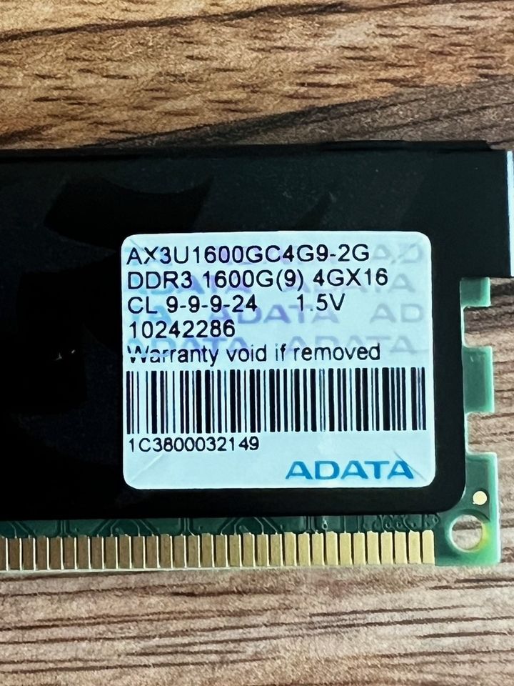 ADATA DDR3 1600 4x in Floß