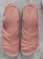 1x crocs Brooklyn strappy low wedges , 38/ M7, rose sandale Berlin - Tempelhof Vorschau