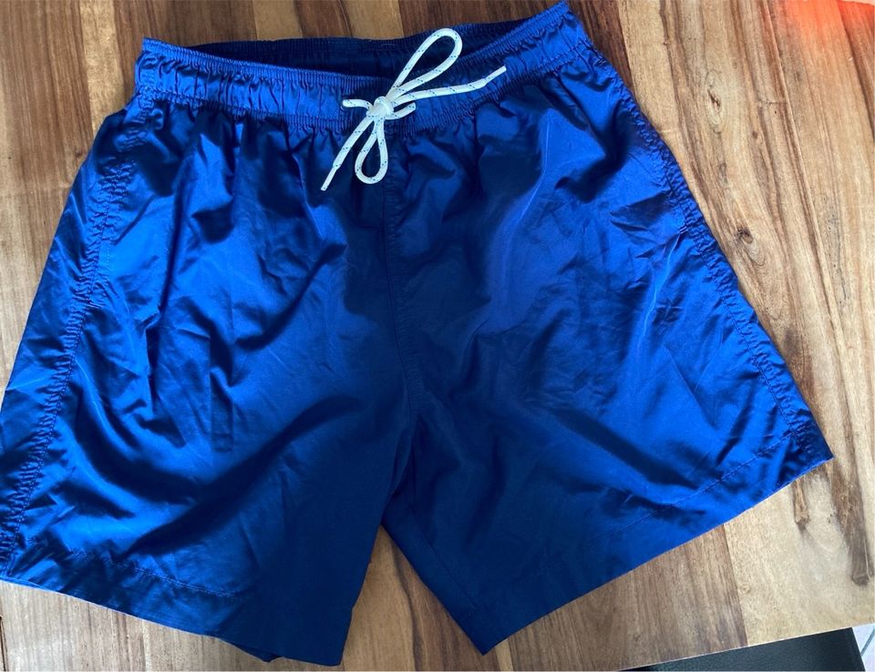 Badehose H&M blau S wie neu Badeshorts Herren in Neunkirchen-Seelscheid