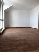 Schicke 2 Zimmer-Dachgeschosswohnung mit Balkon und EBK! Leipzig - Lausen-Grünau Vorschau