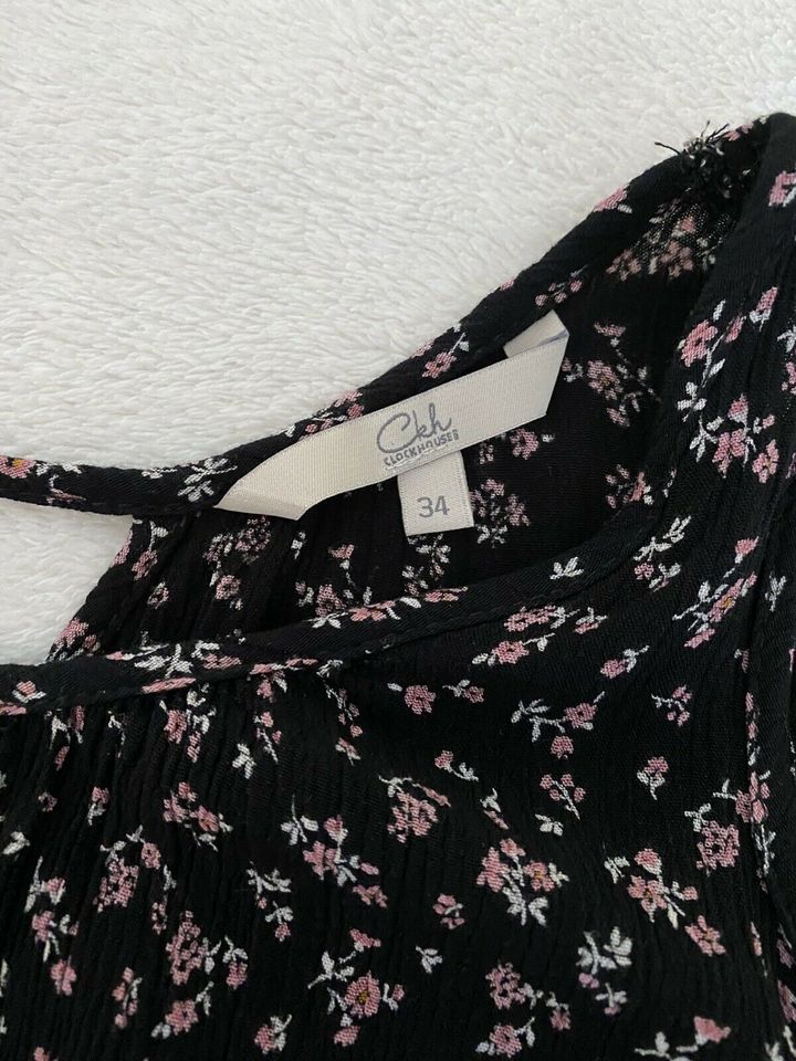 Geblümte Bluse 34 XS schwarz mit Blumenmuster in Siegen