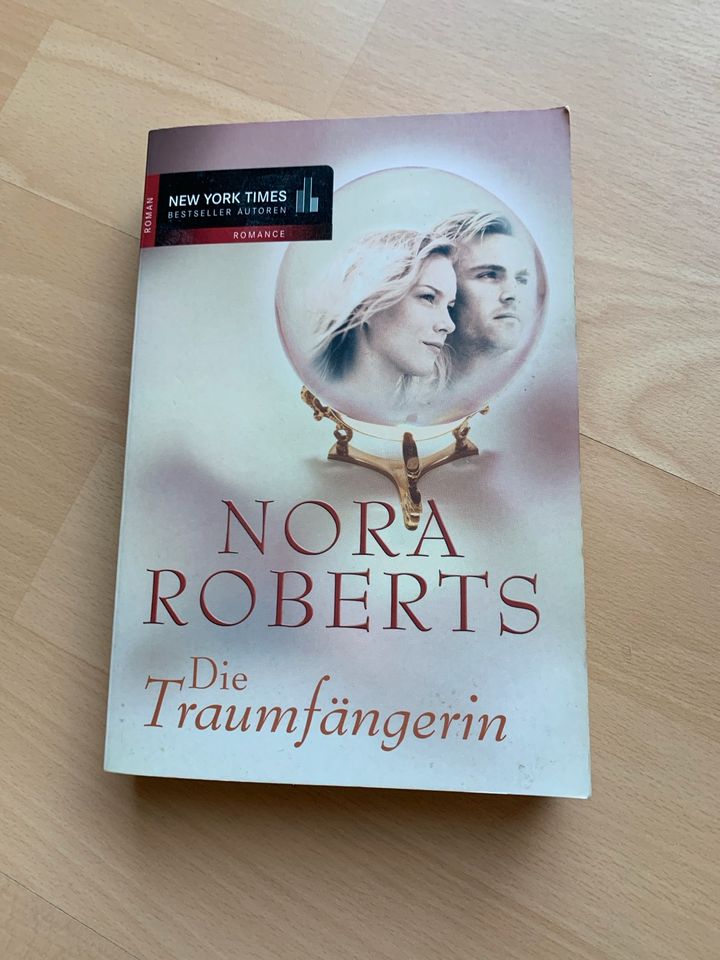Die Traumfängerin Buch von Nora Roberts in Wegscheid