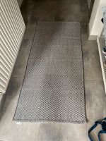 2 Teppiche, circa 140 × 65 cm zu verschenken Nordrhein-Westfalen - Frechen Vorschau