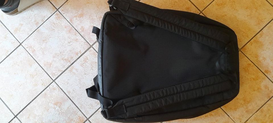 Mandarina Duck Rucksack Laptoptasche 17" in Köln