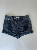 Pull&Bear Shorts Größe 34 Bayern - Lengenwang Vorschau