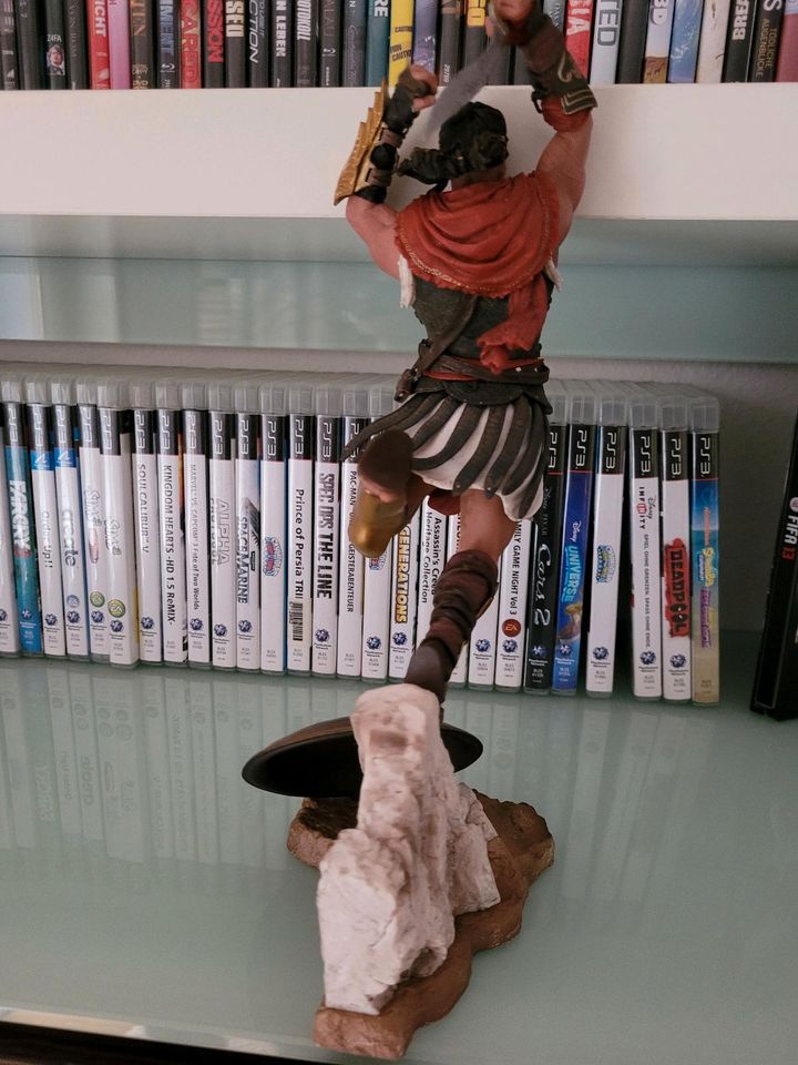 Ubisoft Assassins Creed Odyssey Alexios Figur 32cm Statue in Hersbruck