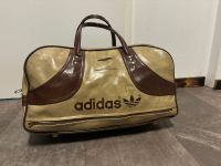 Adidas yugo Tasche Sporttasche Doktor bag vintage holdall retro Nordrhein-Westfalen - Altena Vorschau