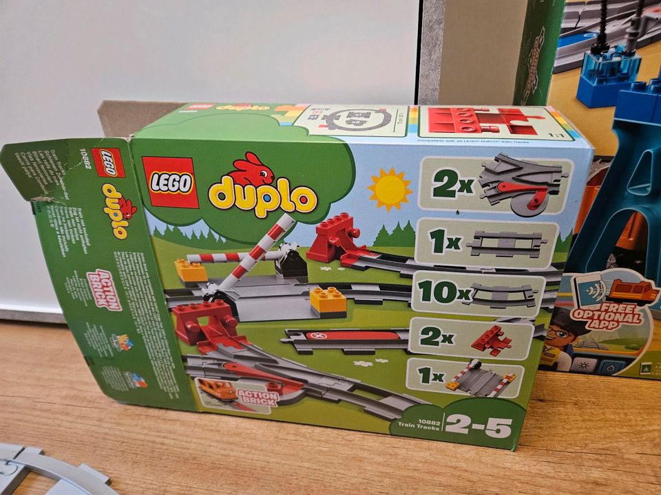 Lego Duplo Eisenbahn inkl. zusätzlichen Schienen in Dorsten