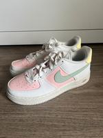 Nike Air Force 36,5 Kinder Damen neu Düsseldorf - Stadtmitte Vorschau