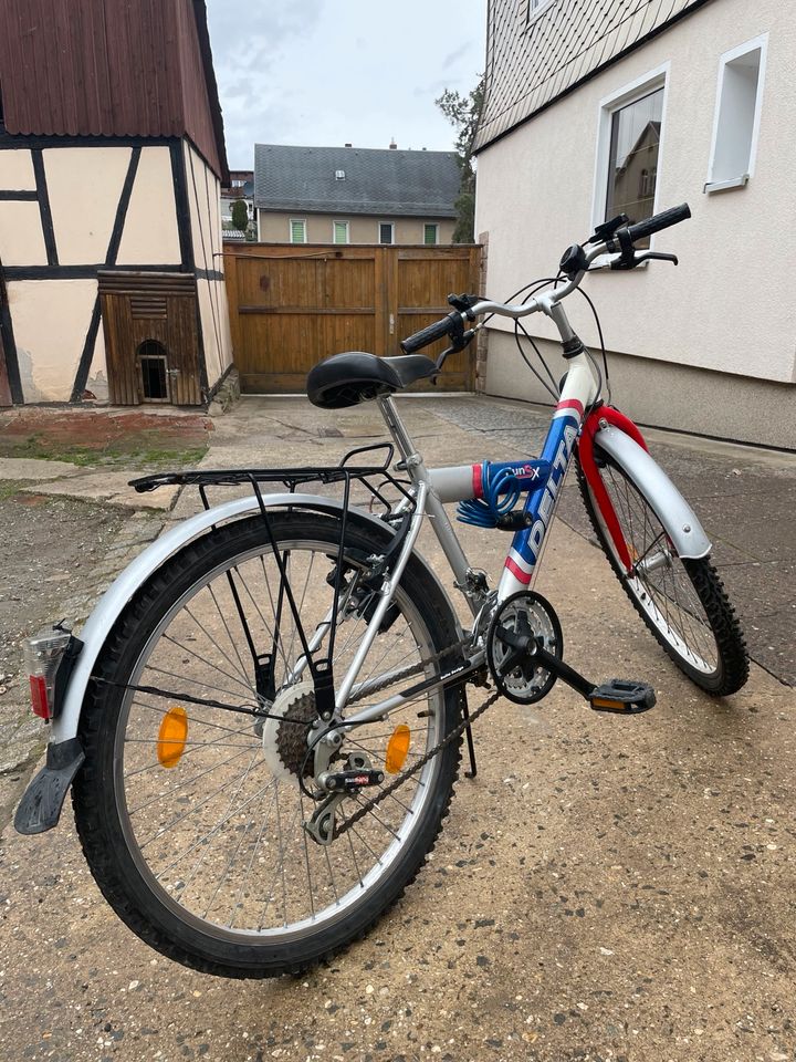 Kinderfahrrad mit Gepäckträger in Mohlsdorf