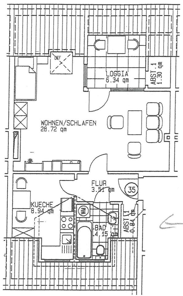 Bernau 1 Zimmer-Wohnung DG Balkon EBK Badewanne Stellplatz in Bernau