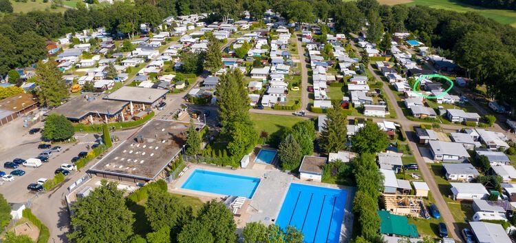 Fester Wohnwagen Campingplatz Westerheim in Wernau