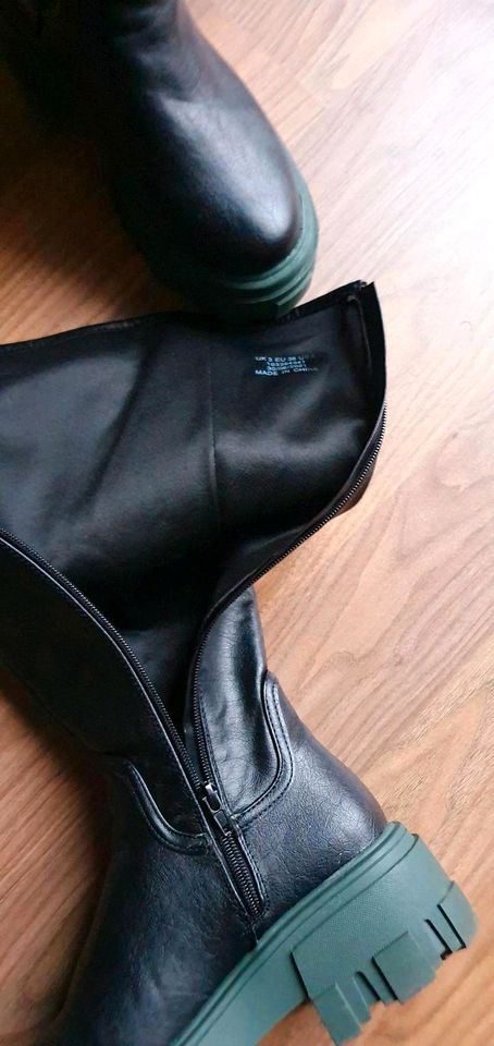Stiefel, Boots, Chunky Boots, Asos Design, schwarz/grün, 36 in Erfurt
