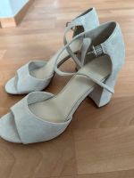 Sandaletten / Sandalen /High Heels beige Wildleder * 40 * wie neu Thüringen - Ilmenau Vorschau