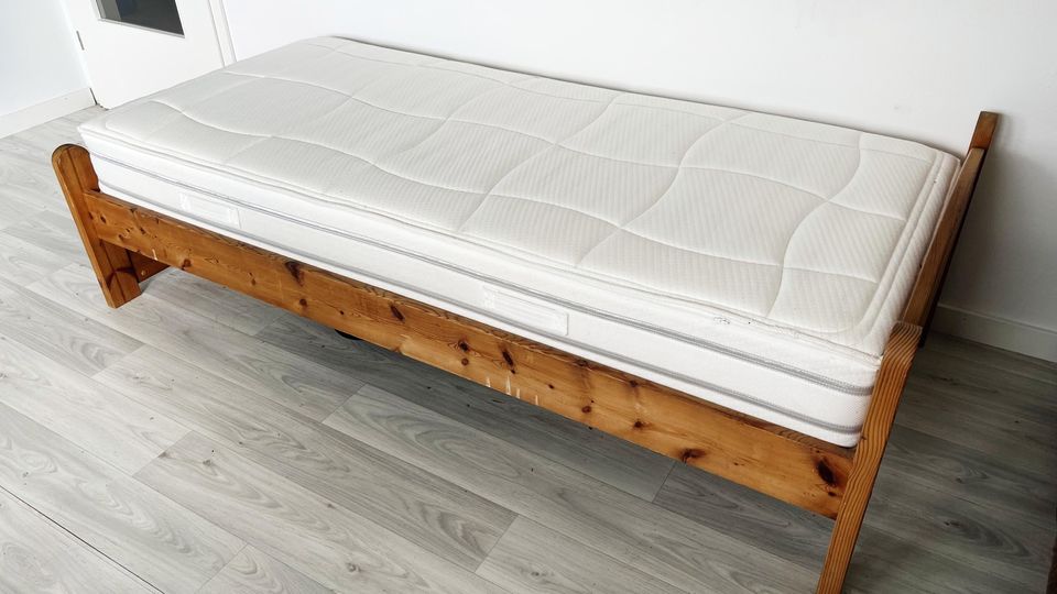 Neues Bett Zum Verkaufen in Herne