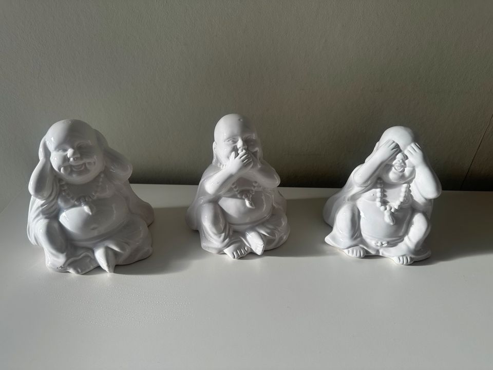 3 x Buddha, wie die drei Affen (nichts sehen, hören, sprechen) in Waldböckelheim