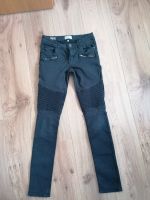 REVIEW Jeans Größe 170 schwarz Nordrhein-Westfalen - Schmallenberg Vorschau