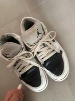 Getragene Sneaker in Größe 38 Bayern - Bischberg Vorschau