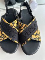 Versace Sandalen Größe 35 Hessen - Eschborn Vorschau