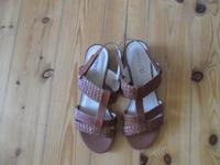 Sandalen Caprice Gr.40 Berlin - Spandau Vorschau