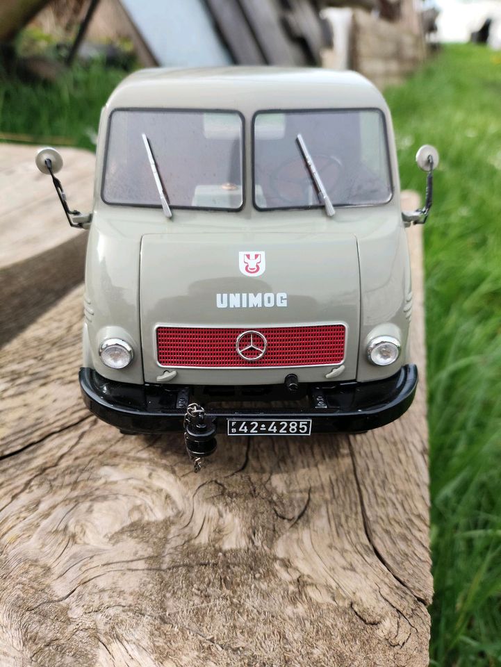 Schuco 1:18 Unimog 401 Westfalia Kabine Froschauge in Büdingen