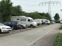 Privat Parkplatz auch für Anhänger kleine Wohnwagen/Wohnmobile Sachsen - Naunhof Vorschau
