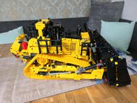 Lego Technic D11 Bulldozer Niedersachsen - Salzhausen Vorschau