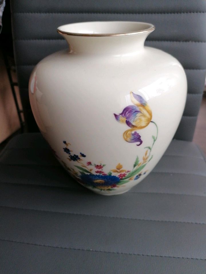 Hutschenreuther Höhenberg Blumenvase handbemalt in Bayern - Seukendorf |  eBay Kleinanzeigen ist jetzt Kleinanzeigen