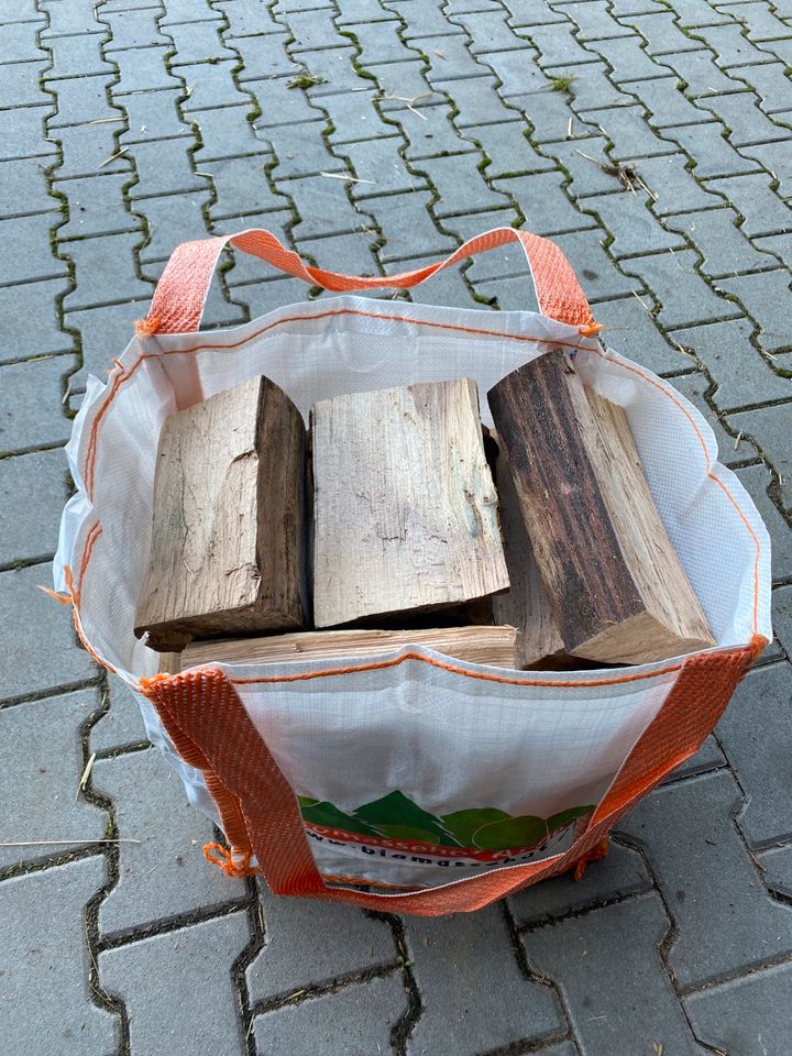 Kaminholz im BigBag Hartholz 25cm Brennholz 40kg in Bernhardswald