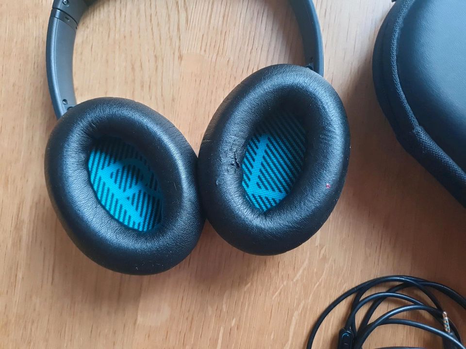 BOSE QC 25 Noise canceling Kopfhörer lightning adapter in Berlin