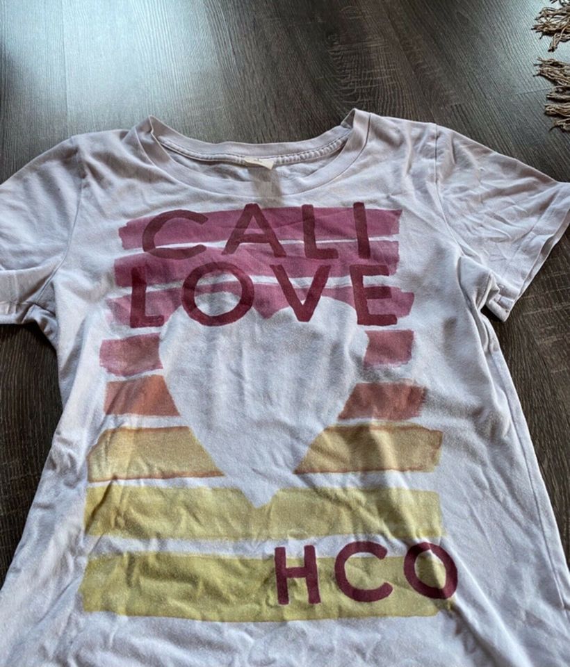 Hollister Shirt top Cali love HCO weiß gelb orange rot T-Shirt in Fürth