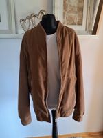 QuaTTro Jacke Blouson Gr. D 28 (Ca. 52-54) Alcantara Look camel Nordrhein-Westfalen - Beverungen Vorschau