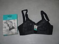 Vintage Triumph Doreen BH schwarz 70 B ungetragen OVP Nordrhein-Westfalen - Erkelenz Vorschau