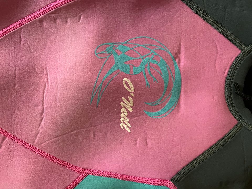 Neopren Schwimmanzug von O‘Neill rosa 122 in Rosdorf