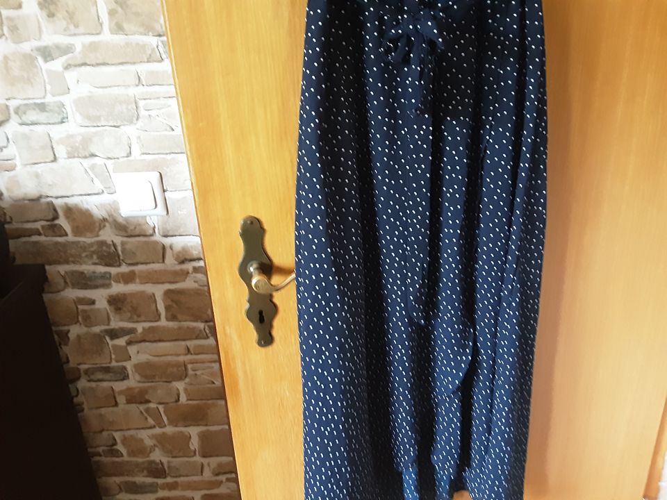 Kleid Sommerkleid Maxikleid blau mit weißen Punkten Gr M neuwerti in Leinefelde