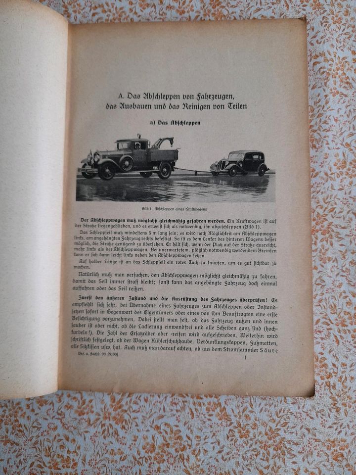 Buch Fachkunde Kfz Schlosser alt antik in Düsseldorf