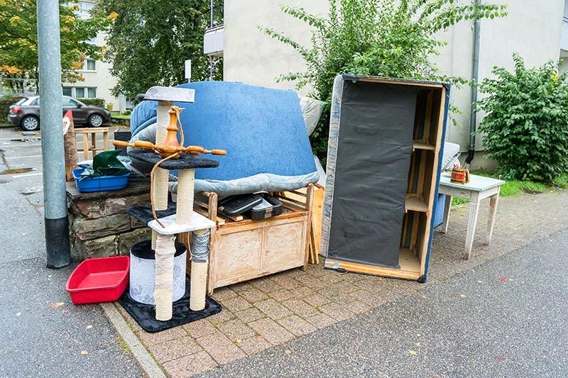 Wohnungsauflösung Sperrmüllabholung Kellerentrümpelung Entrümpelu in Berlin